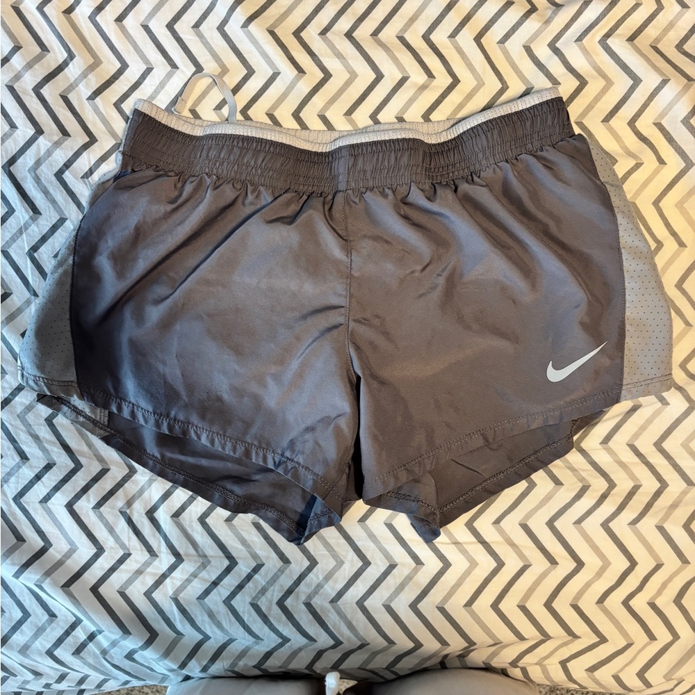 Nike Gray Athletic Shorts Lightweight Elastic Waist